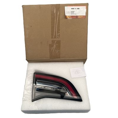 100% de ajuste para el Tesla Model 3 izquierda luz de cola interior luz de freno OE 1077401-00-F