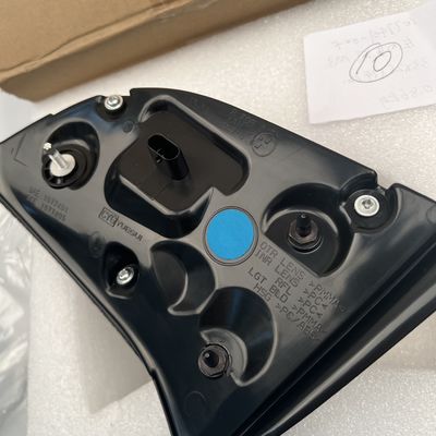 100% de ajuste para el Tesla Model 3 izquierda luz de cola interior luz de freno OE 1077401-00-F