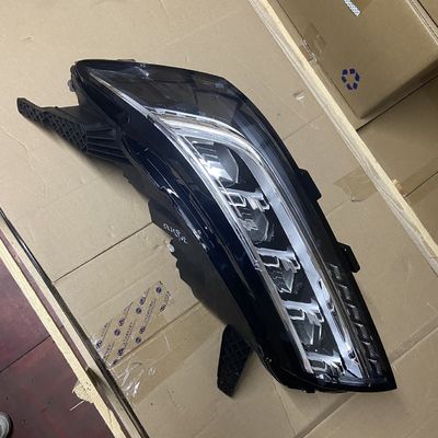 ROEWE SAIC Filtro de automóviles faro izquierdo para 2018 Alta configuración de primavera OE No. 10558959