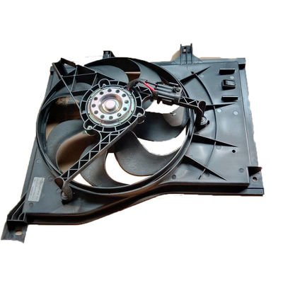 Sistema de refrigeración Equipo electrónico de ventiladores fabricado por LSFS para el LDV MAXUS V80