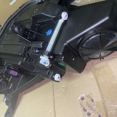 2019- Modelo MG HS Low Config faro izquierdo con el número OEM 10419993
