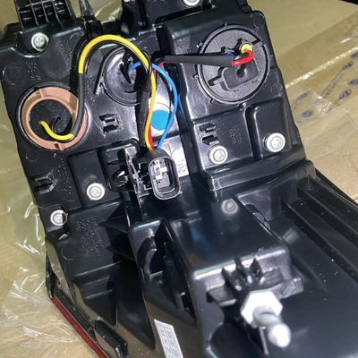 ROEWE SAIC Car Fitment Luz de cola exterior izquierda trasera LED para MG GS Roewe RX5 2016 OE 10238678