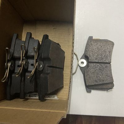 Padas de freno traseras ROEWE I6 y MG5 OE 10400936 para las necesidades del cliente