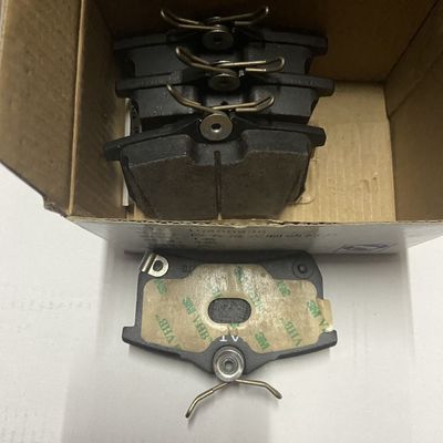 Padas de freno traseras ROEWE I6 y MG5 OE 10400936 para las necesidades del cliente