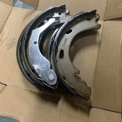 SAIC Maxus T60 Pantallas de freno manual OE C00089219 C00089218 para 2016 en el mercado competitivo