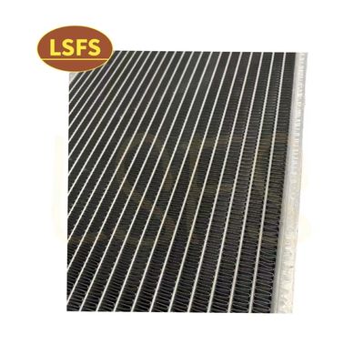 El motor MAXUS SAIC tiene un tanque de agua con condensador radiador para D90 T60 T70 T90 OE C00100234/C00144824
