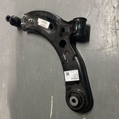 OE 10228100 10228200 Brazo de control anterior inferior para MG ZS en el lado derecho e izquierdo