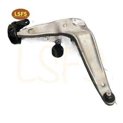 MG Roewe 750 Brazo de control inferior OE 10022780 10022781 Frente derecho/izquierda y duradero