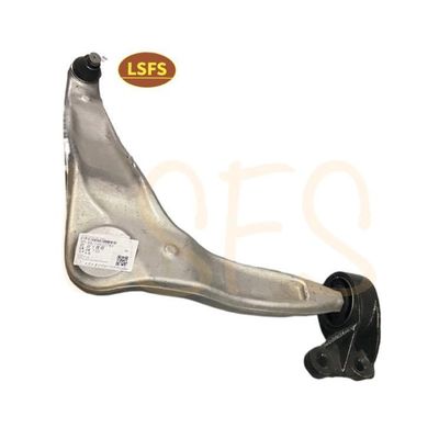 MG Roewe 750 Brazo de control inferior OE 10022780 10022781 Frente derecho/izquierda y duradero