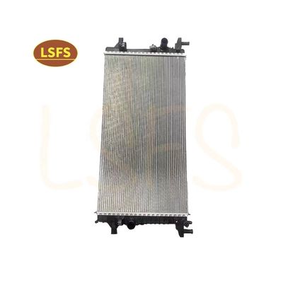 Venta al por mayor directa del condensador del radiador del tanque de agua ASM para el remo RX5 PLUS HS OE 10431984