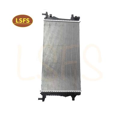 Venta al por mayor directa del condensador del radiador del tanque de agua ASM para el remo RX5 PLUS HS OE 10431984